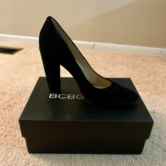 BCBG Heels - LIKE NEW - Picture 4 of 6